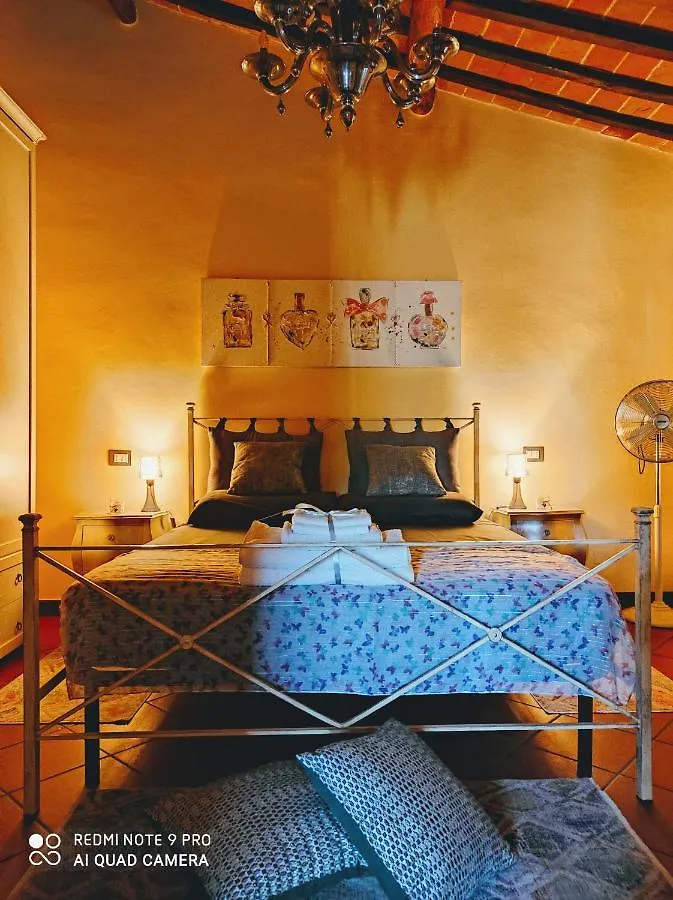 Rohouse -Experience- Villa Arezzo 0*,  Italy